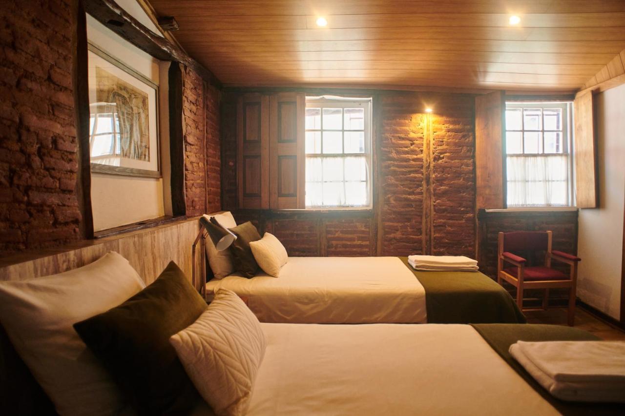 Casa Da Praca Velha Guest House Braga Luaran gambar
